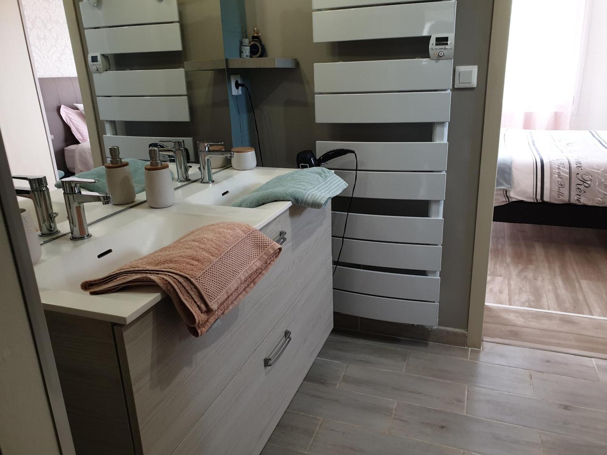 Chambre Entre Mer Et Campagne Greville-Hague Экстерьер фото